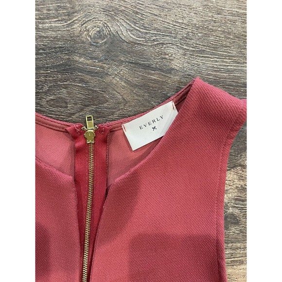 Everly Anthropologie Women's Rust RedV-Neck Back Zipper Mini Dress SZ Small EUC! - Picture 2 of 5